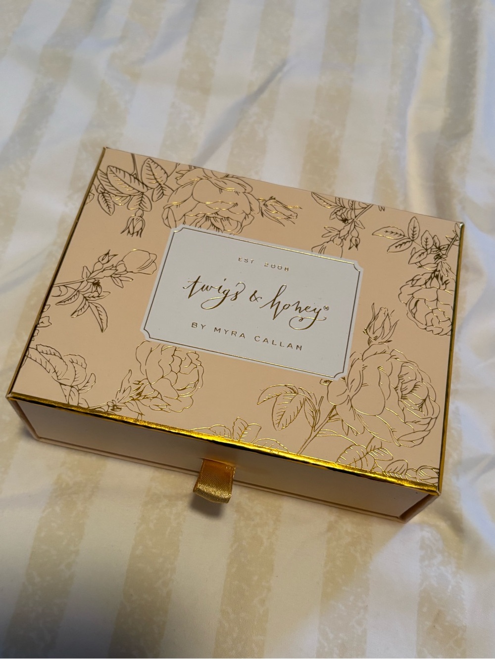 Twig & Honey By Myra Callan Bridal Hair Accessory - Picture 3 of 6